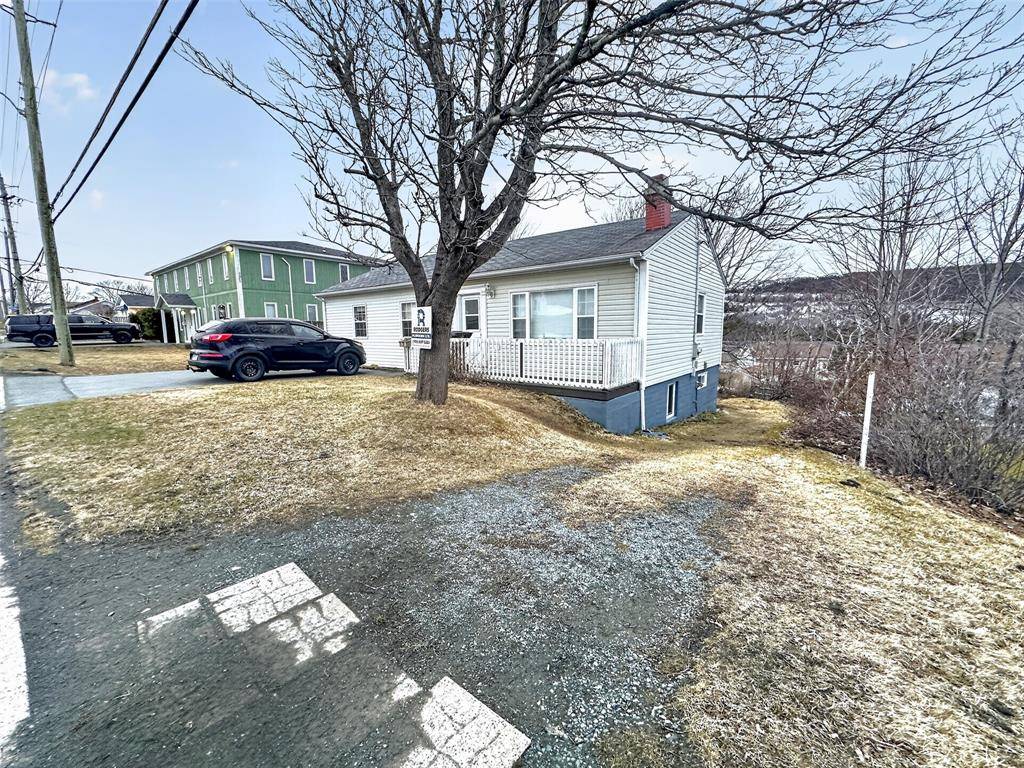 180 Park Avenue, Mount Pearl, NL A1N 1K8