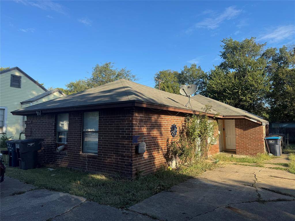 521 E Mason Street, Fort Worth, TX 76110