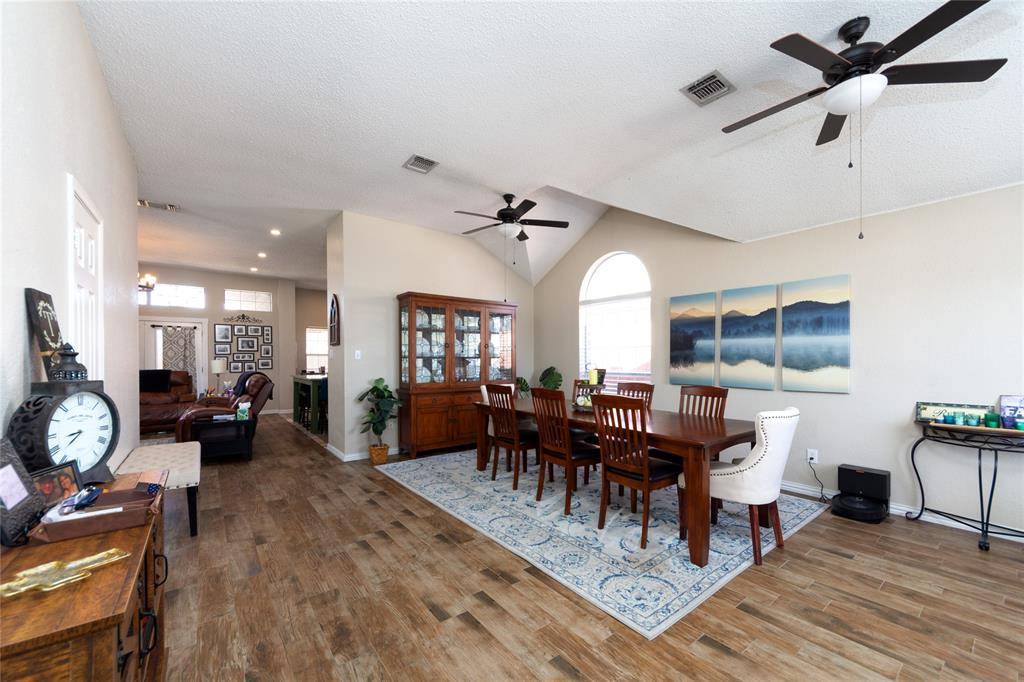 6004 Ten Wood Court, Arlington, TX 76018