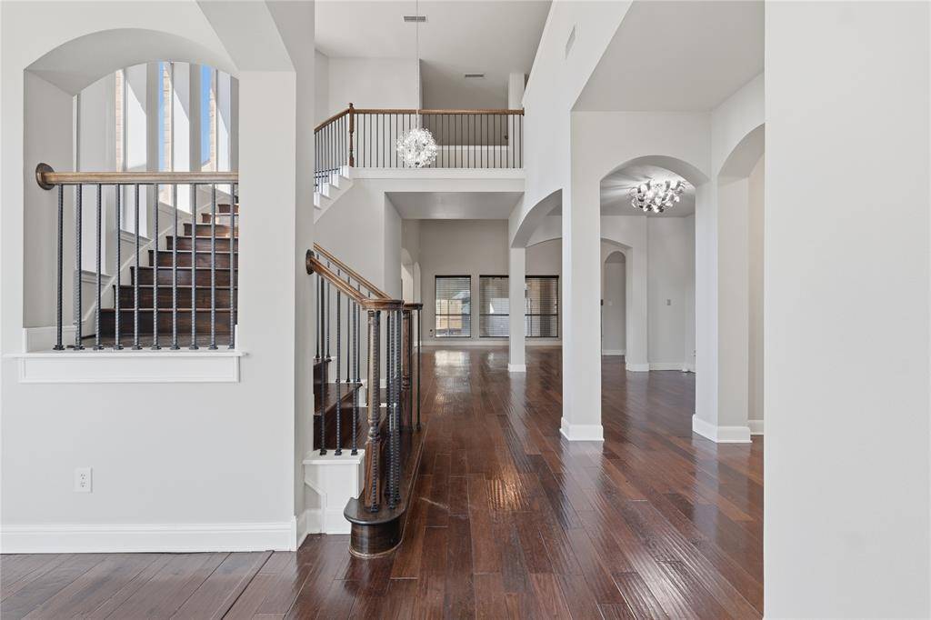 1733 White Cap Court, Desoto, TX 75115