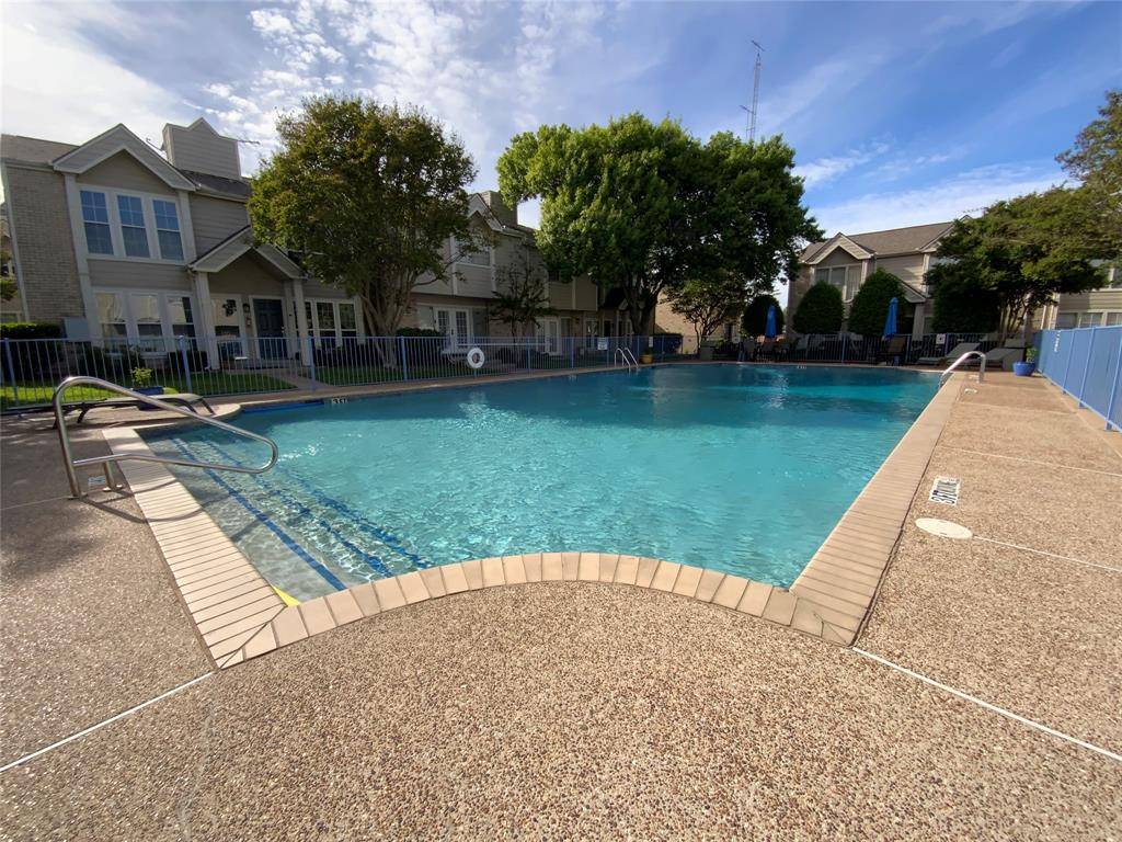 5881 Preston View Boulevard #215, Dallas, TX 75240