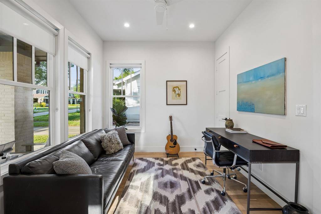 5548 Richard Avenue, Dallas, TX 75206