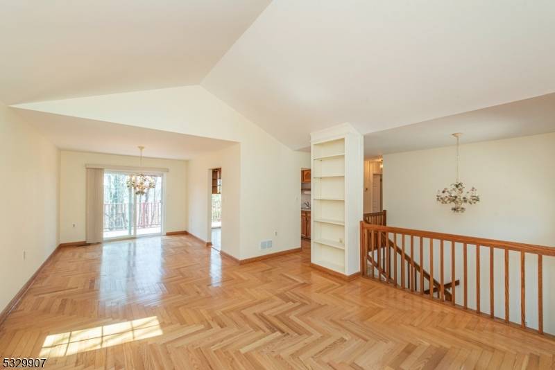 100 Canada Goose Dr, Allamuchy Twp., NJ 07840