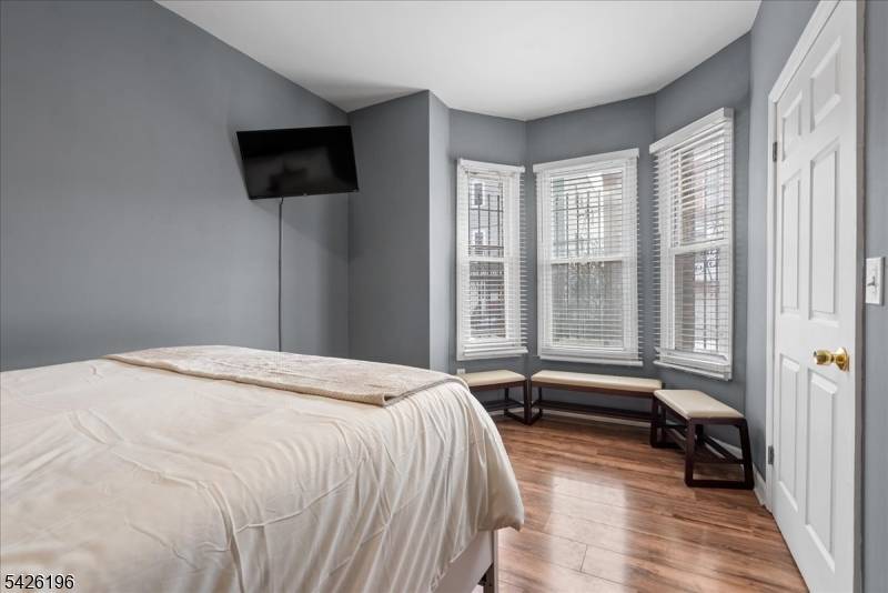 76 Mount Prospect Ave, Newark City, NJ 07104