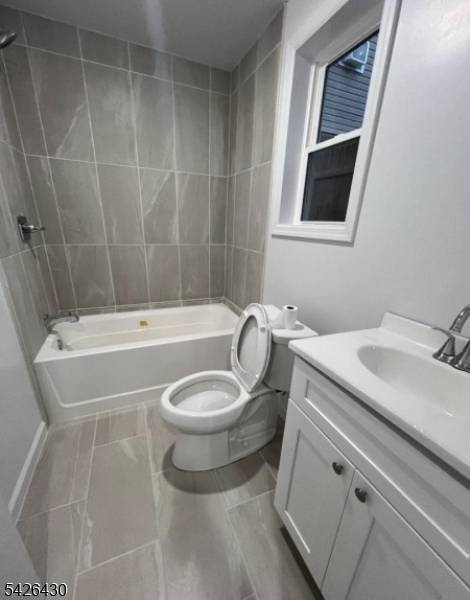 43 Cedar St, Paterson City, NJ 07501