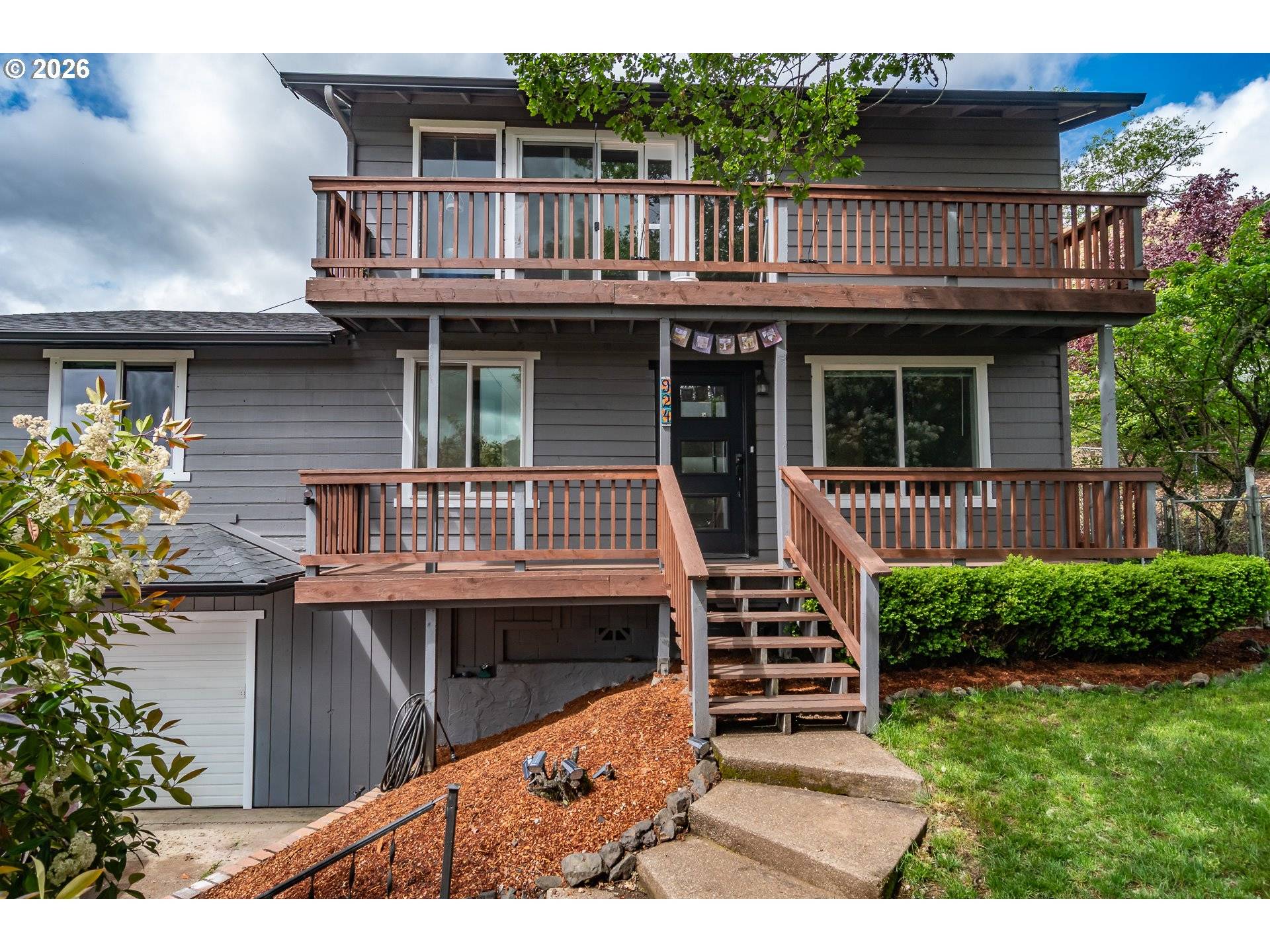 924 NE CENTRAL ST, Roseburg, OR 97470