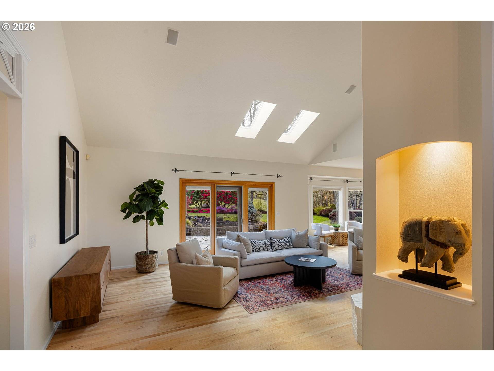 85789 LORANE HWY, Eugene, OR 97405