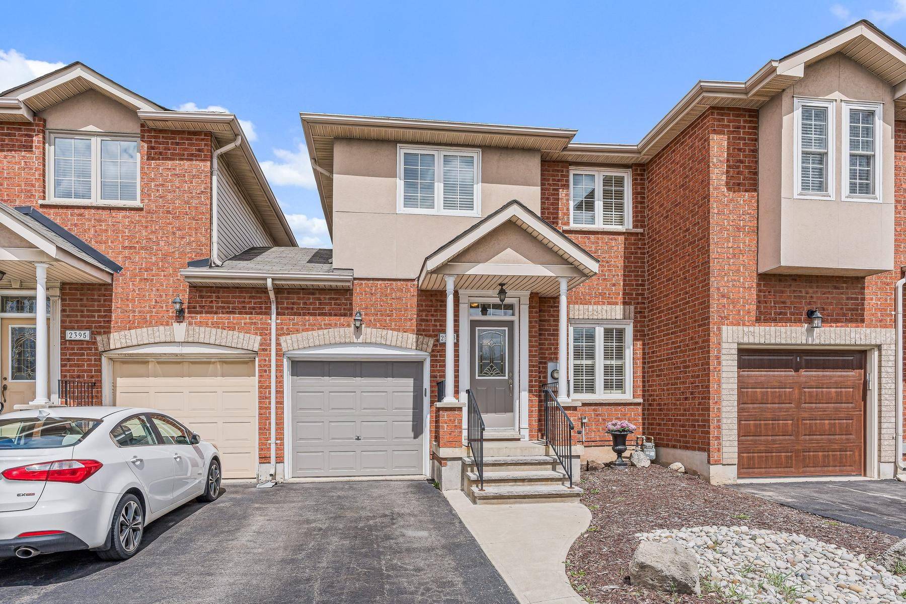 2393 Dalebrook DR, Oakville, ON L6H 6K4