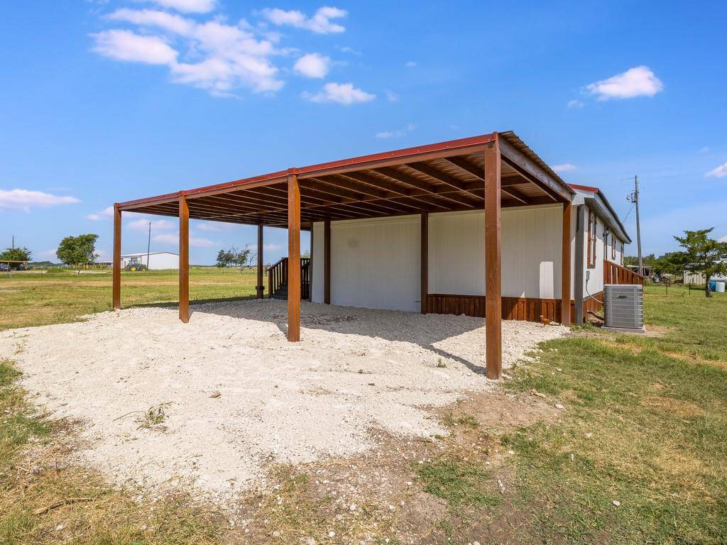 220 Lcr 396, Groesbeck, TX 76642