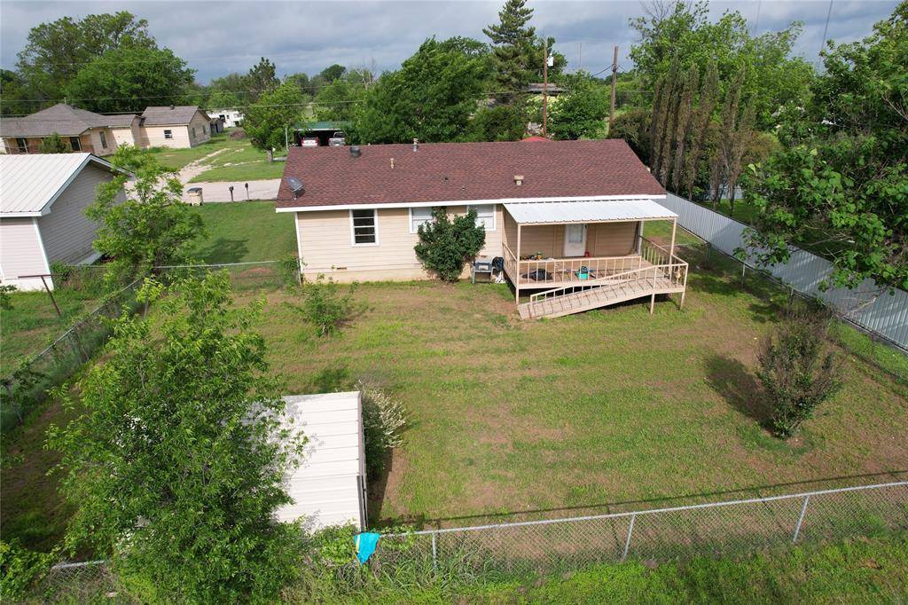 509 Starkey Street, Bangs, TX 76823