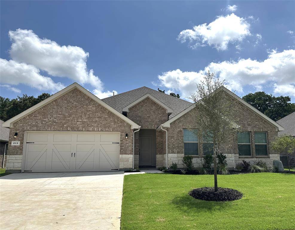 211 Tristan Street, Mansfield, TX 76063
