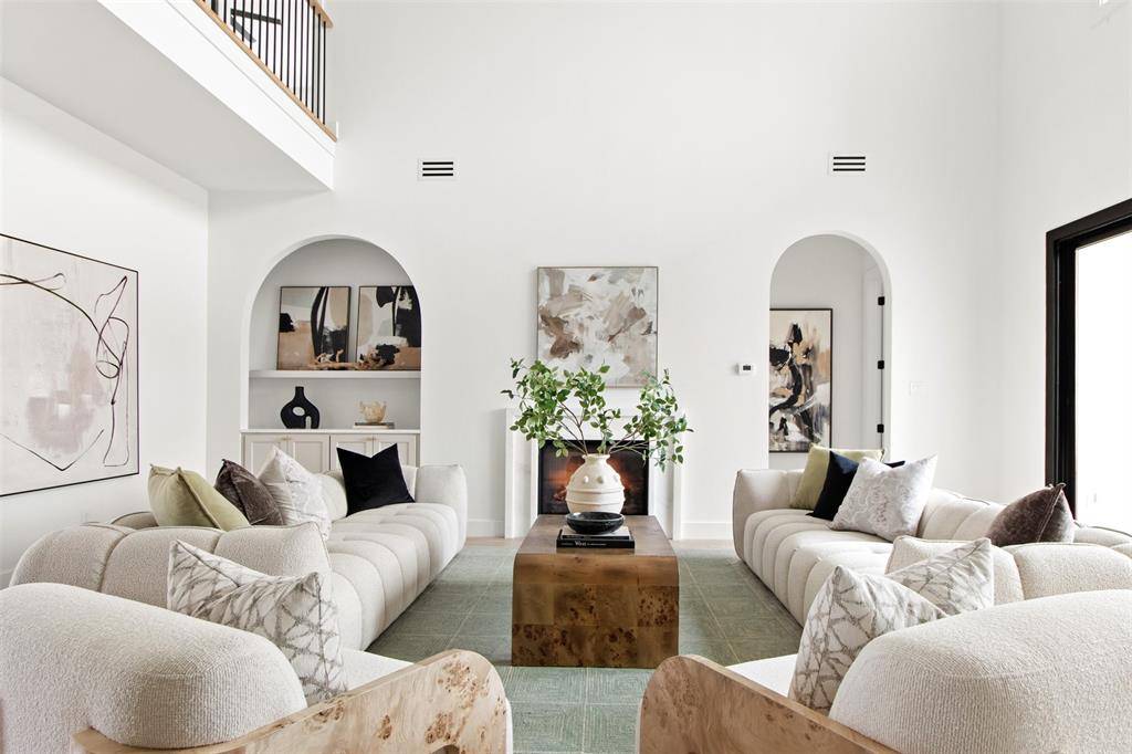 3813 Durango Drive, Dallas, TX 75220