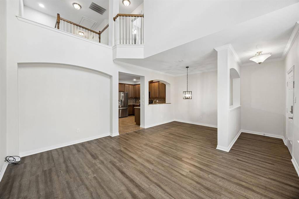 6816 Carrington Lane, Fort Worth, TX 76137