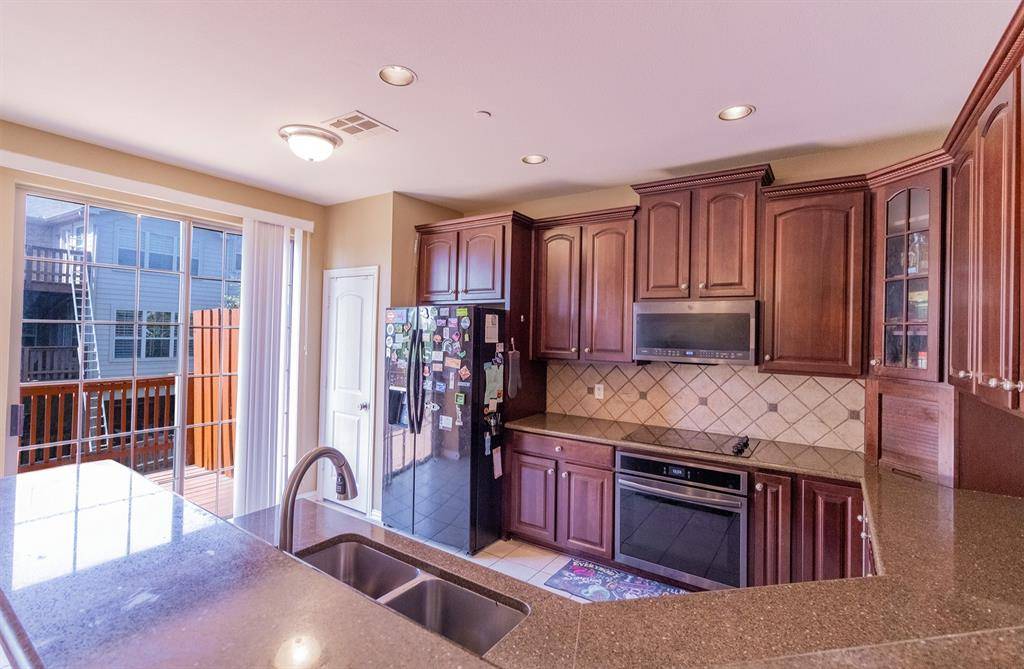 2576 Chambers Drive, Lewisville, TX 75067