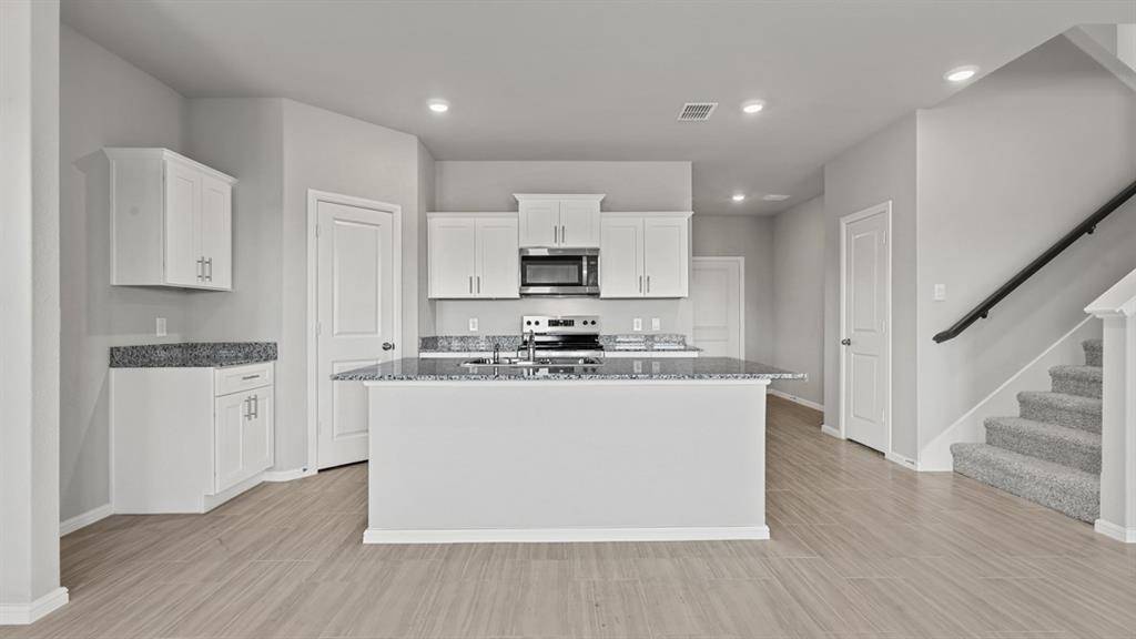 16516 HUDSON PRAIRIE Way, Fort Worth, TX 76247