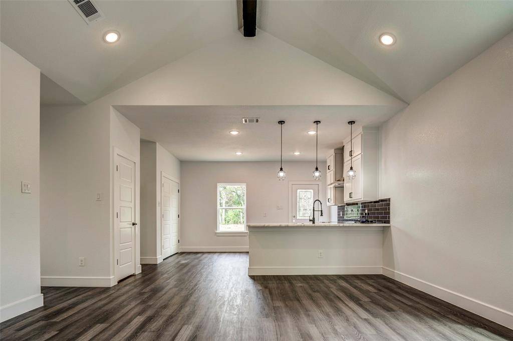 2513 Quail Run Trail, Granbury, TX 76048