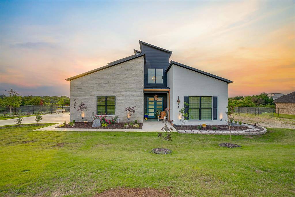 2096 Eagles Ridge Drive, Weatherford, TX 76087