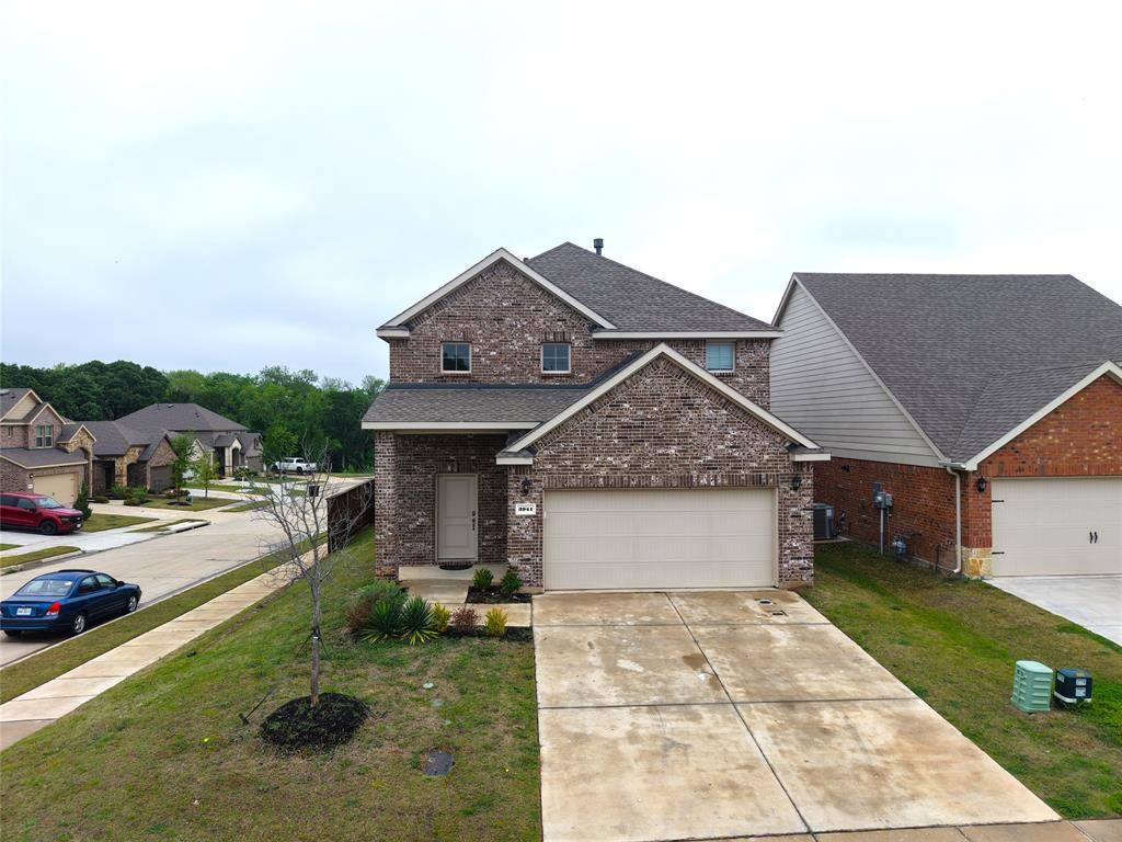 3941 Oak Creek Circle, Denison, TX 75020