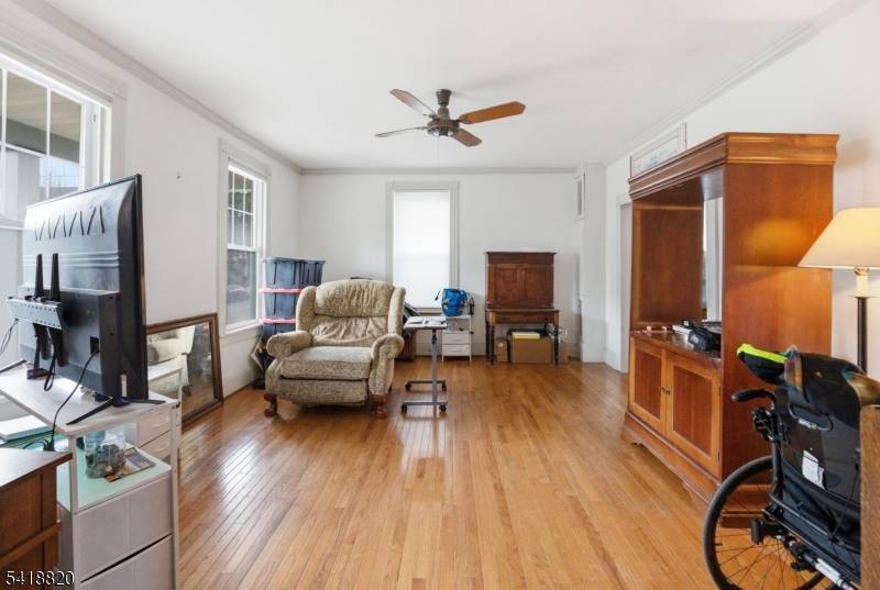 172 Belvidere Ave, Washington Boro, NJ 07882