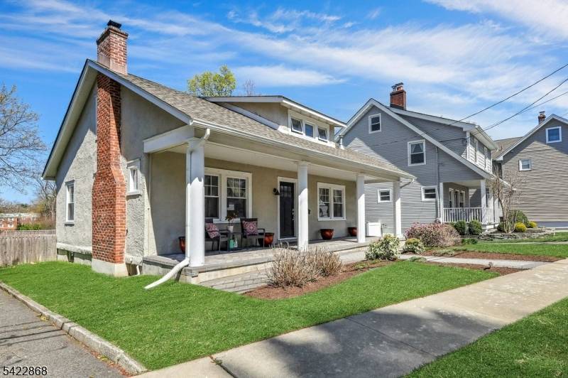 28 Harper Ter, Cedar Grove Twp., NJ 07009