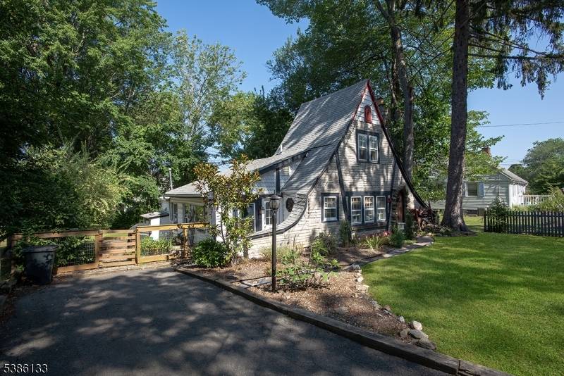 116 E Shore Trl, Sparta Twp., NJ 07871