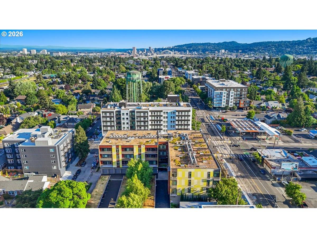 1455 N KILLINGSWORTH ST #404, Portland, OR 97217