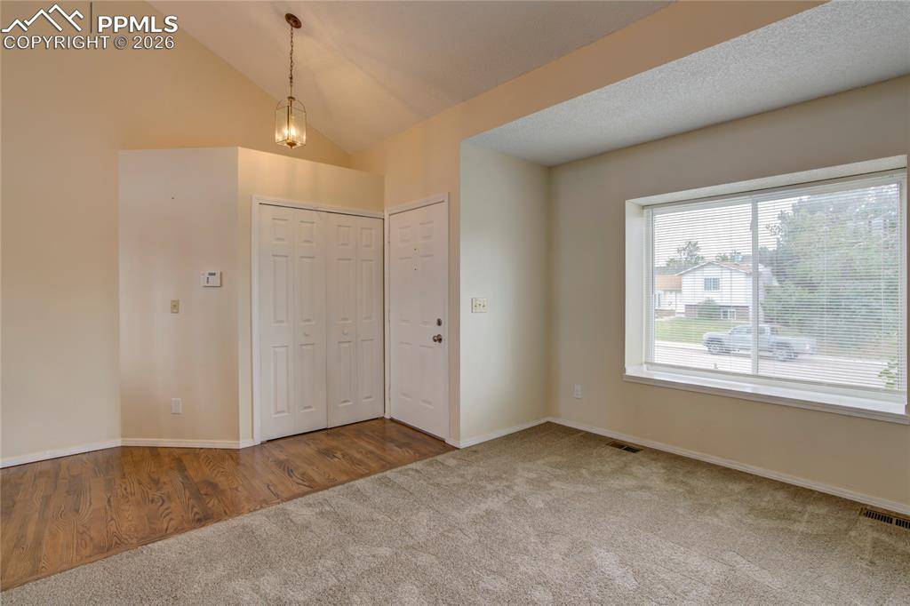 3940 Dewpoint DR, Colorado Springs, CO 80920