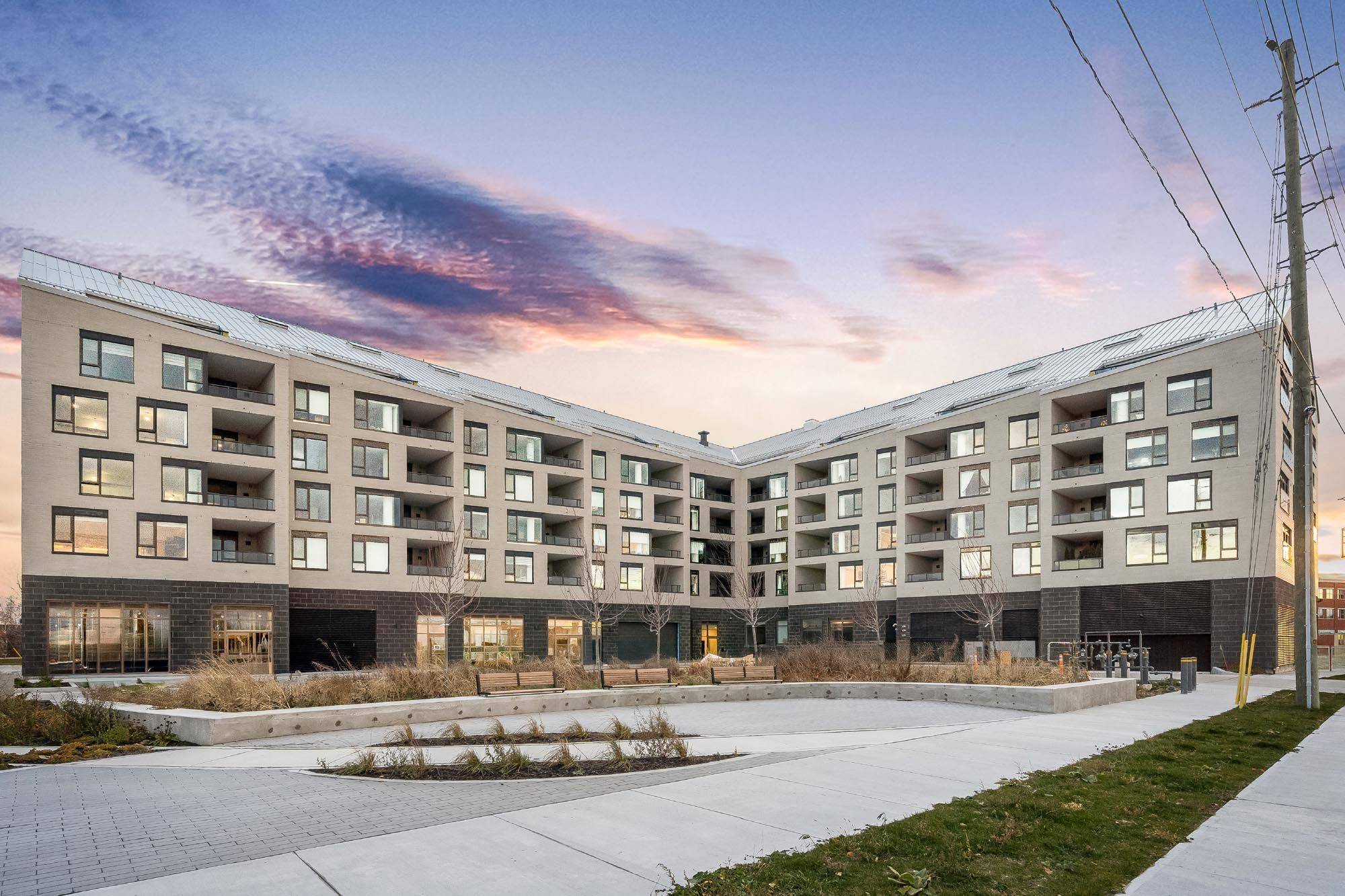 31 Huron ST #621, Collingwood, ON L0G 1V0