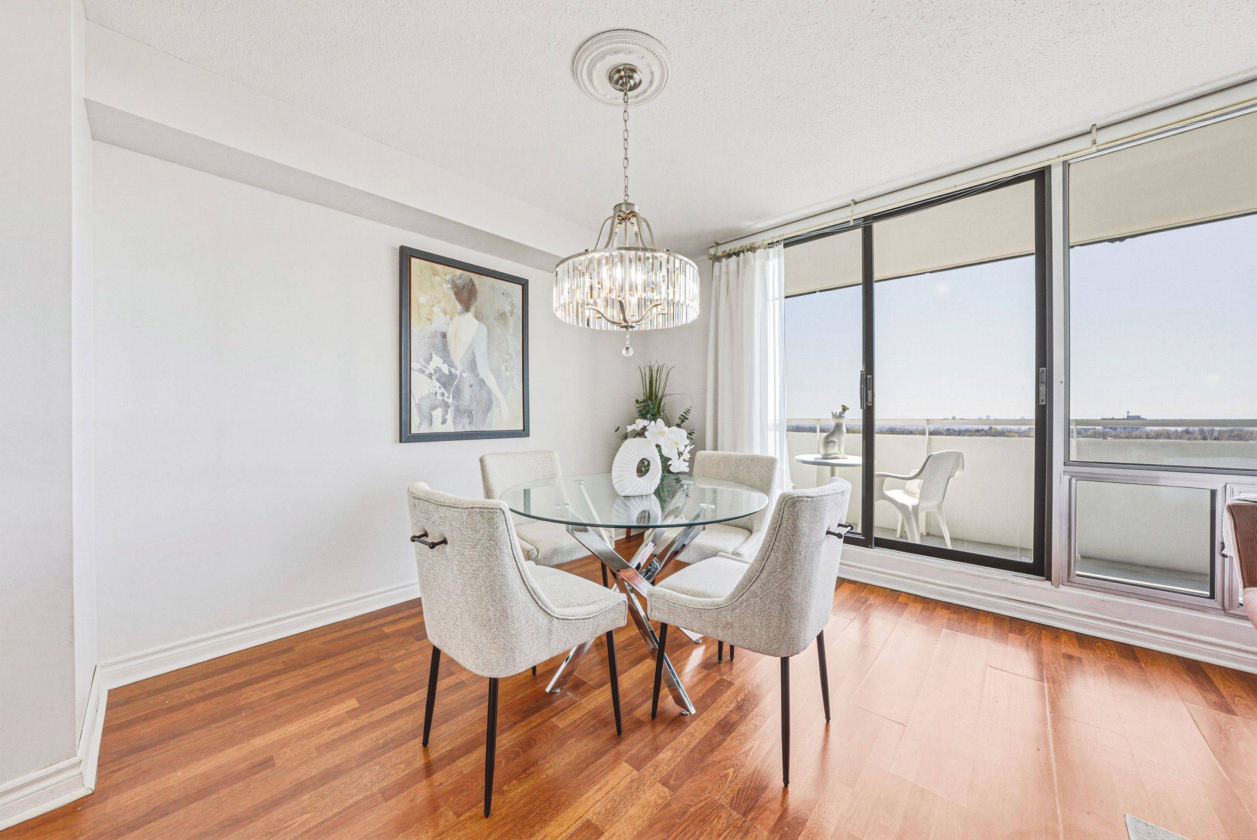 2055 UPPER MIDDLE RD #705, Burlington, ON L7P 3P4