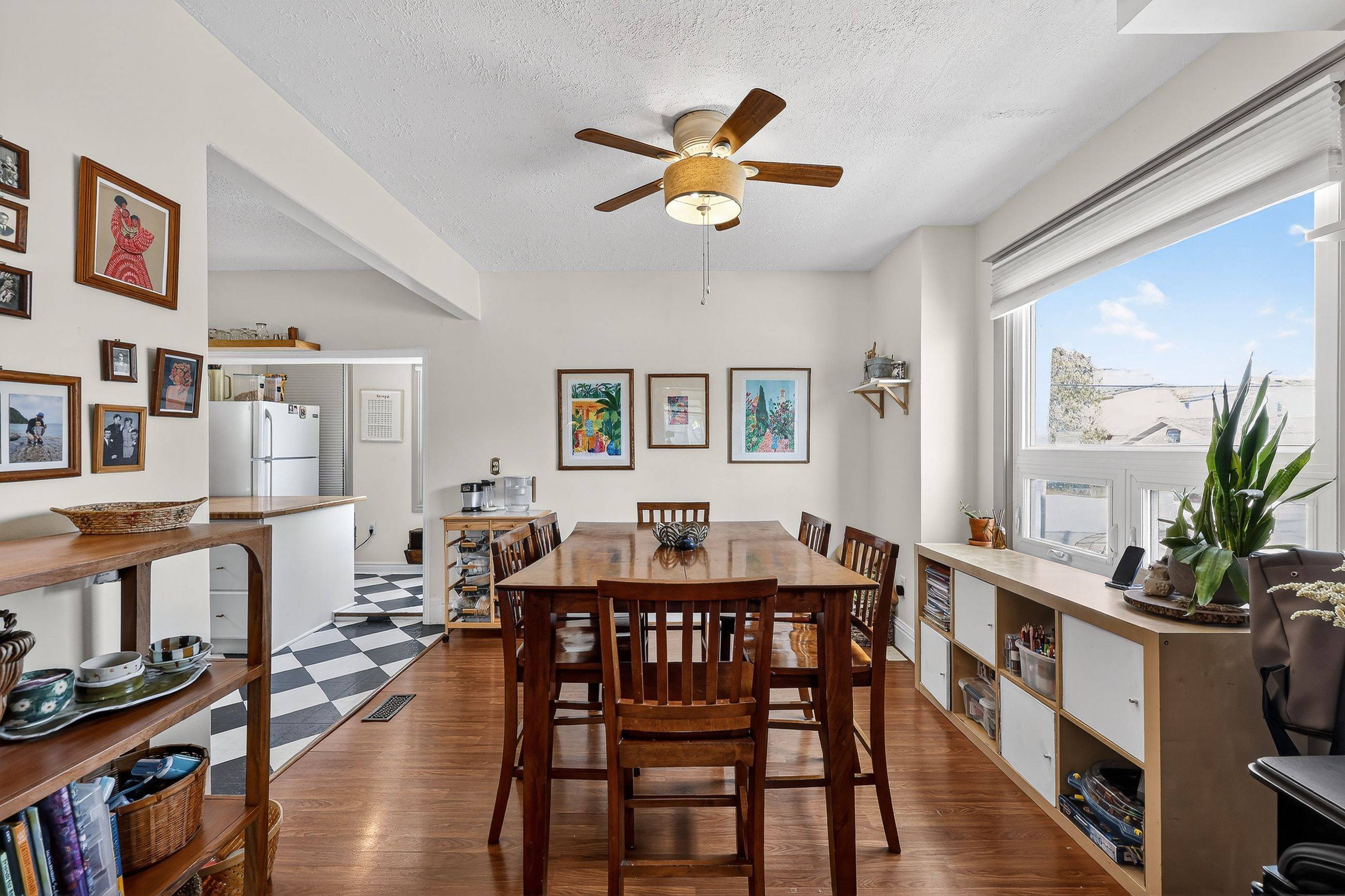 105 Barons AVE N, Hamilton, ON L8H 5A5