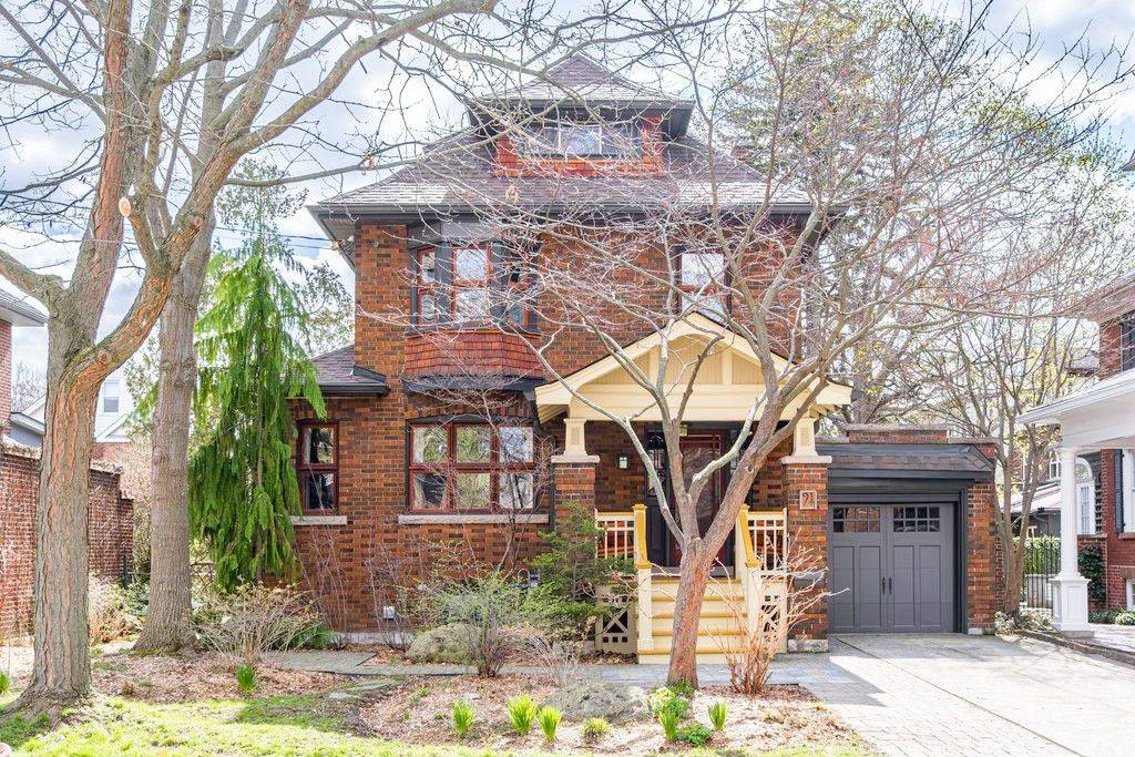 91 Paisley AVE N, Hamilton, ON L8S 4H2