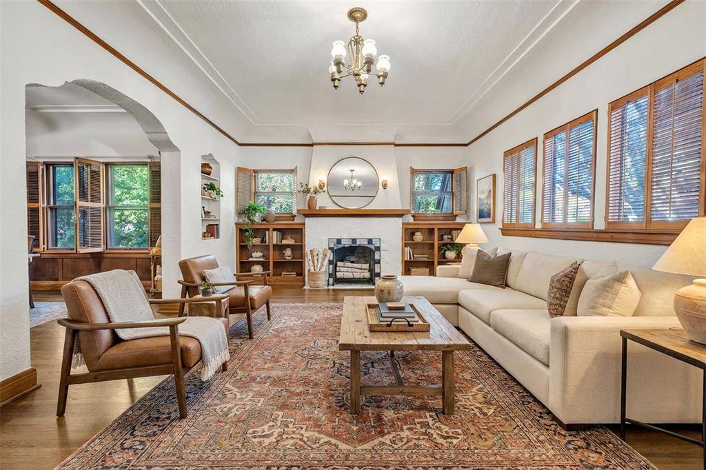 3412 Rogers Avenue, Fort Worth, TX 76109