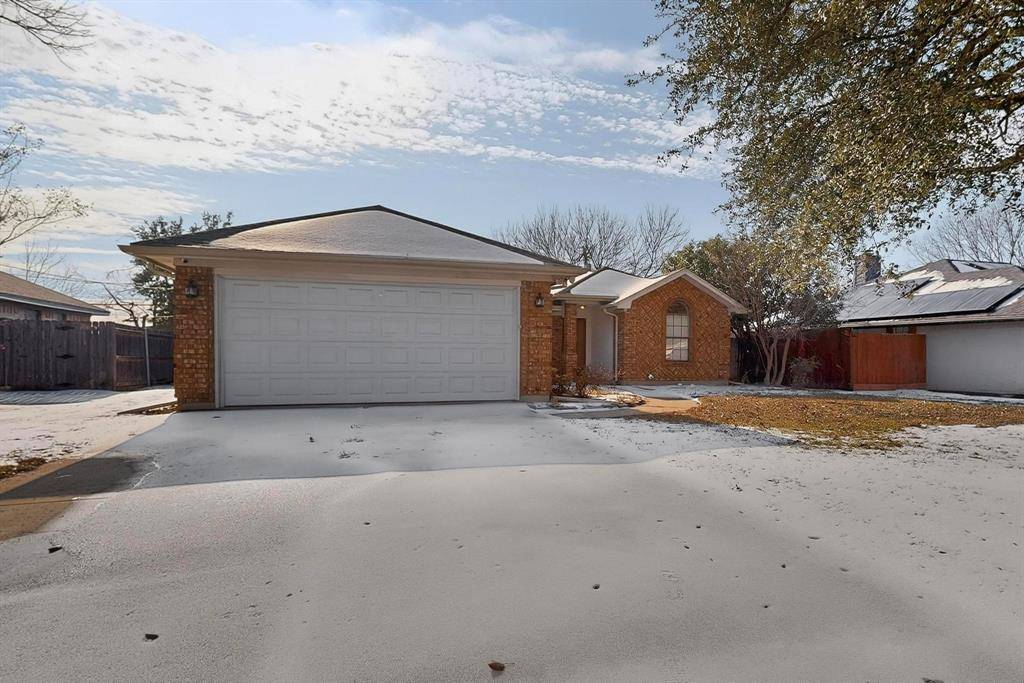 1716 Hastings Drive, Mansfield, TX 76063