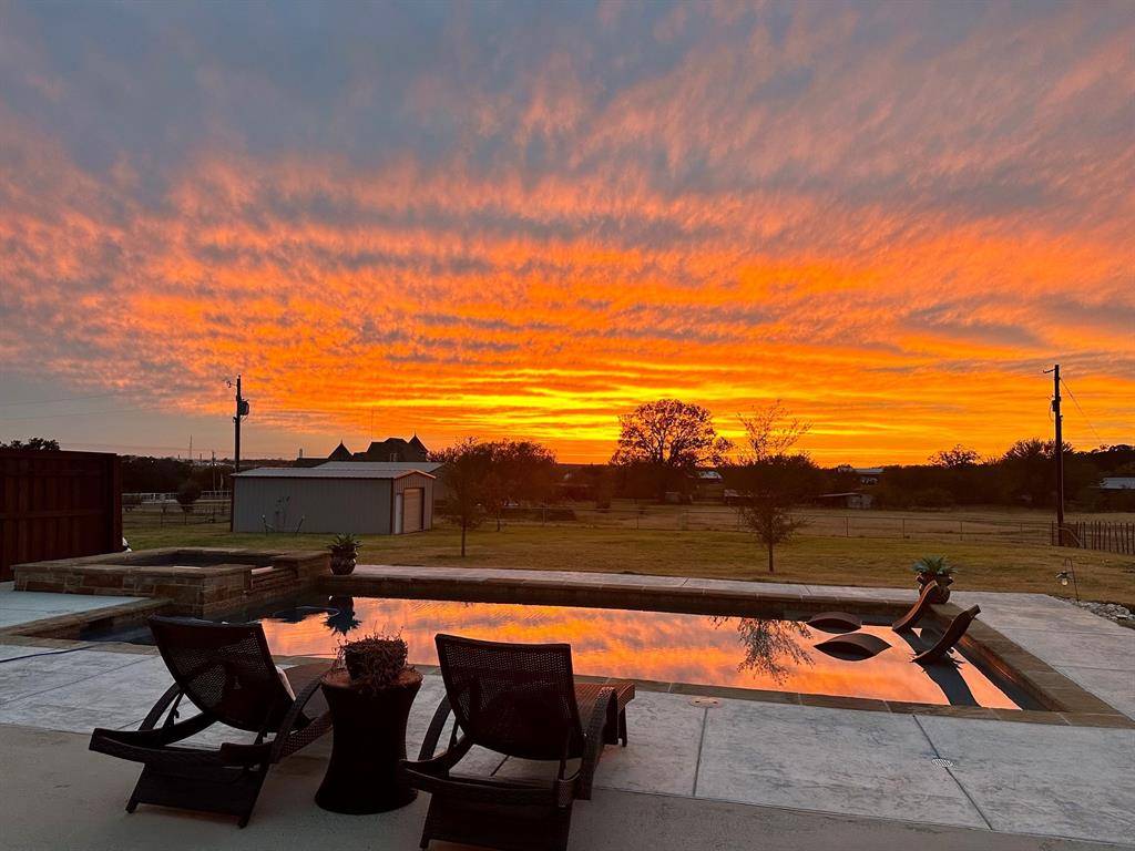 199 Newfield Lane, Springtown, TX 76082