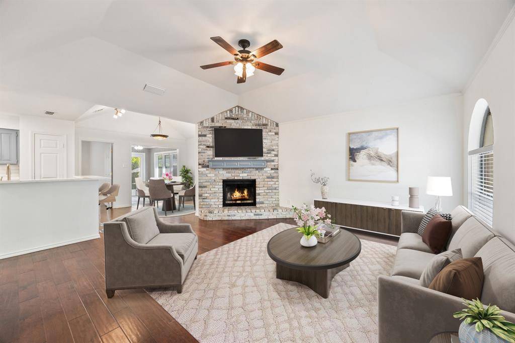 4905 Arborgate Drive, Arlington, TX 76017