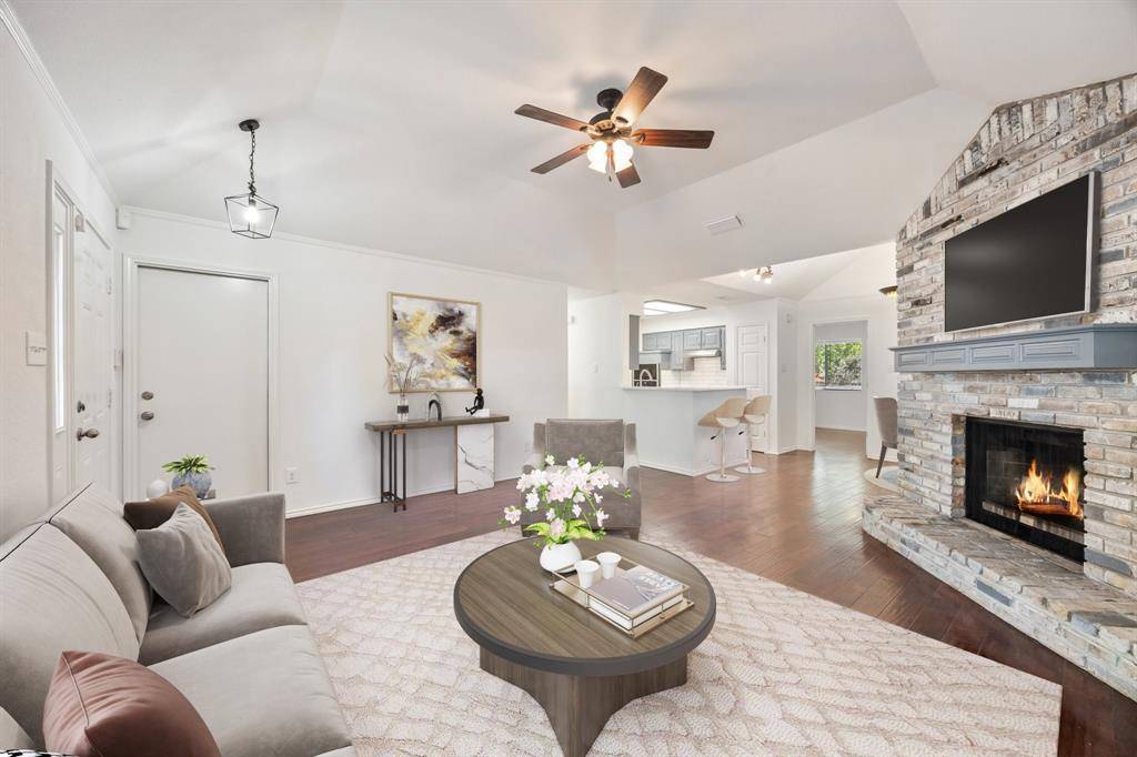 4905 Arborgate Drive, Arlington, TX 76017