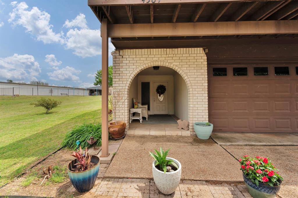 4507 Overlook Court, Granbury, TX 76049