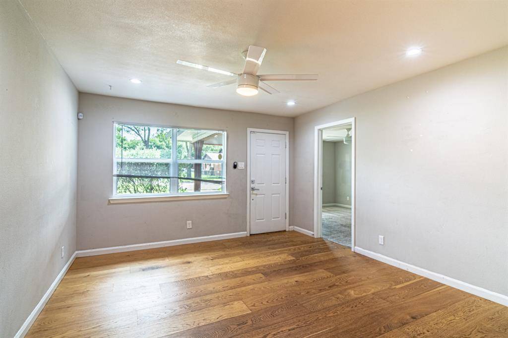 4447 Moler Street, Dallas, TX 75211