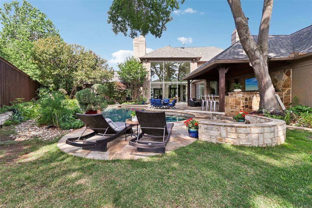 17704 Cedar Creek Canyon Drive, Dallas, TX 75252