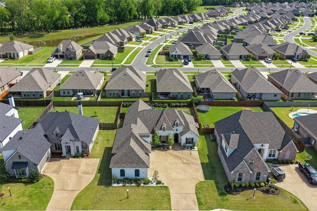 601 Dumaine Drive, Bossier City, LA 71111