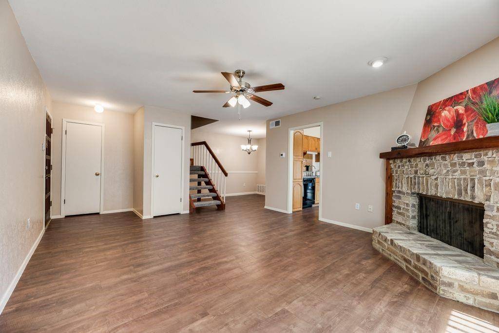 859 Dublin Drive #4 (D), Richardson, TX 75080