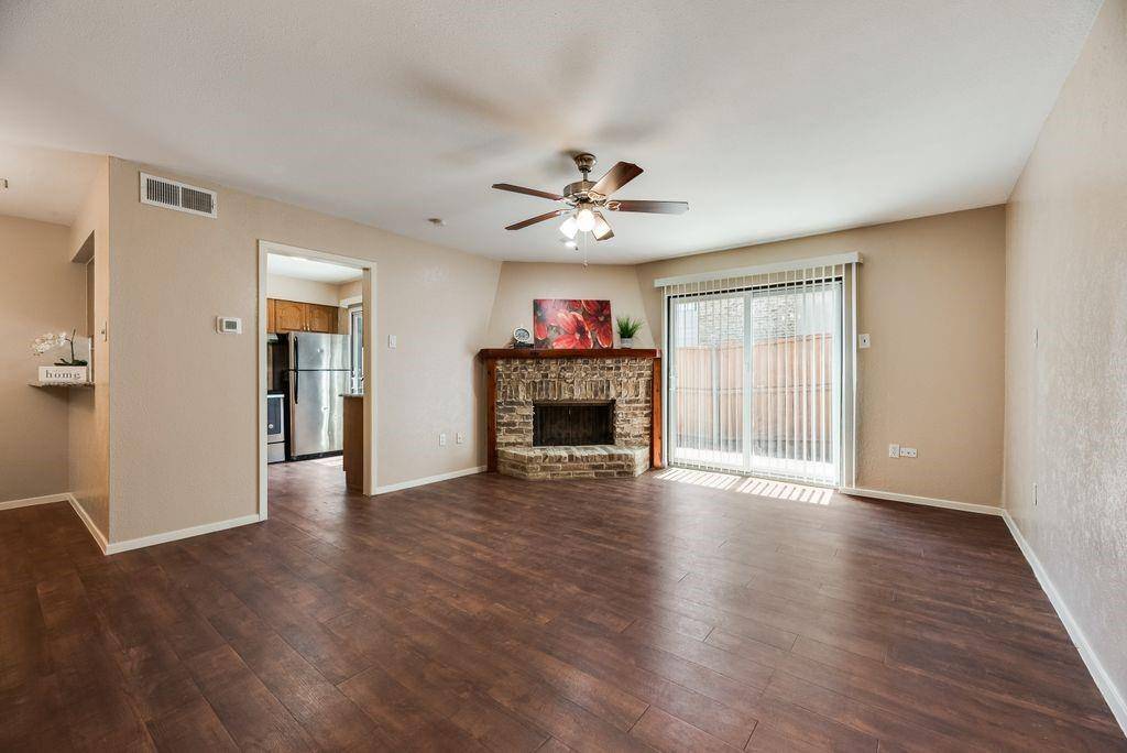 859 Dublin Drive #D, Richardson, TX 75080