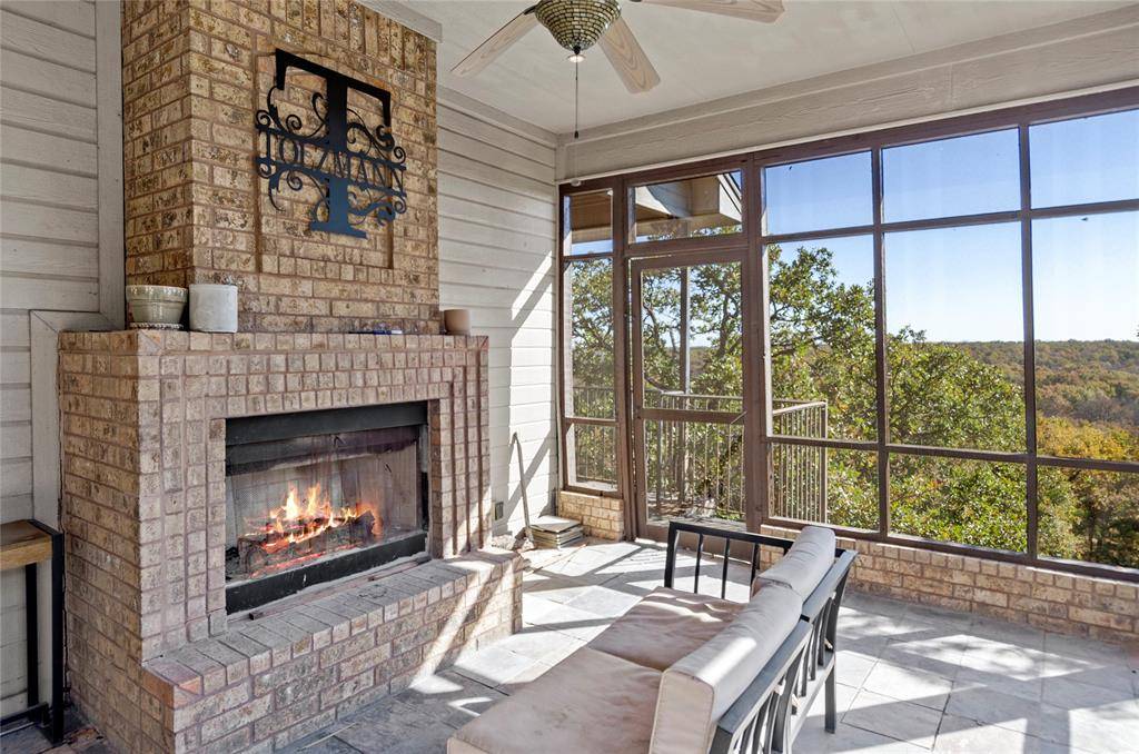 396 Ranchview Court, Bowie, TX 76230