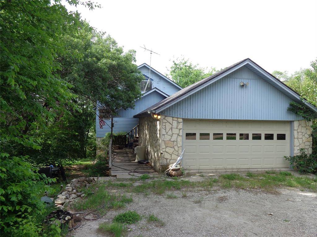 261 County Road 1766, Clifton, TX 76634