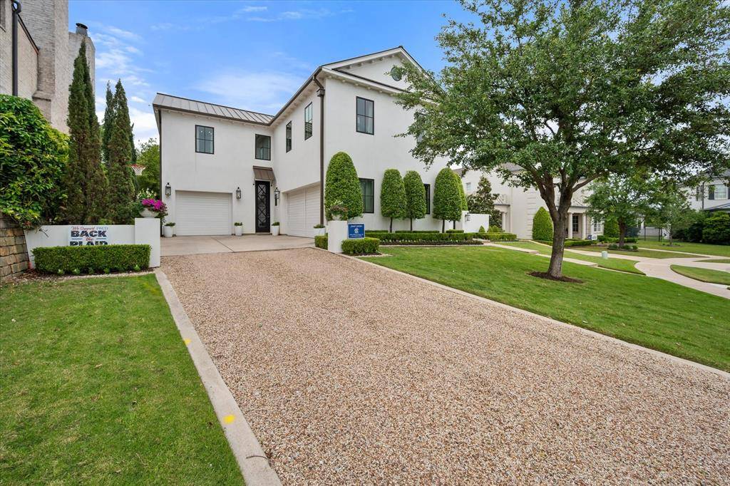 3824 Bishops Flower Road, Fort Worth, TX 76109