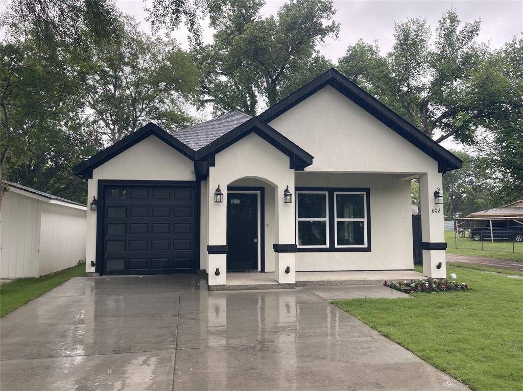 602 W Newton Street, Terrell, TX 75160