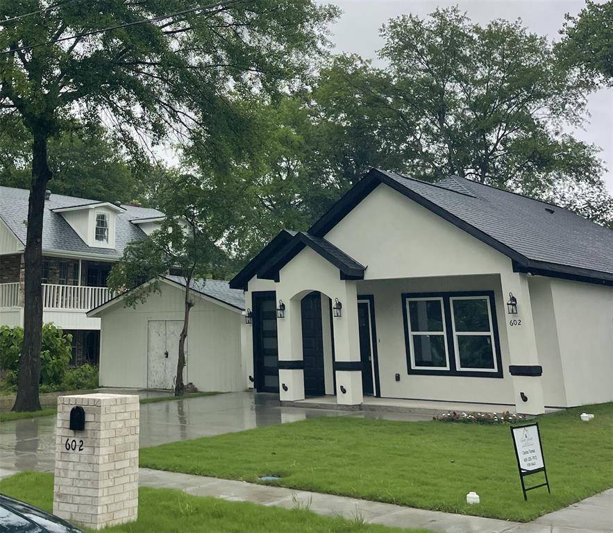 602 W Newton Street, Terrell, TX 75160