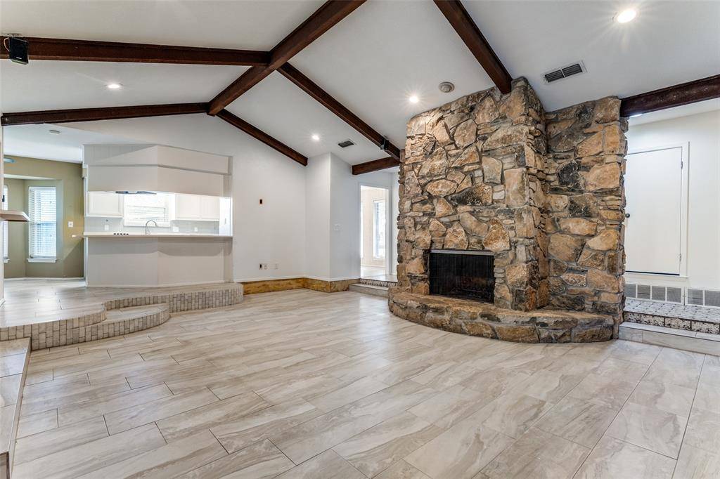 4416 Altamesa Boulevard, Fort Worth, TX 76133