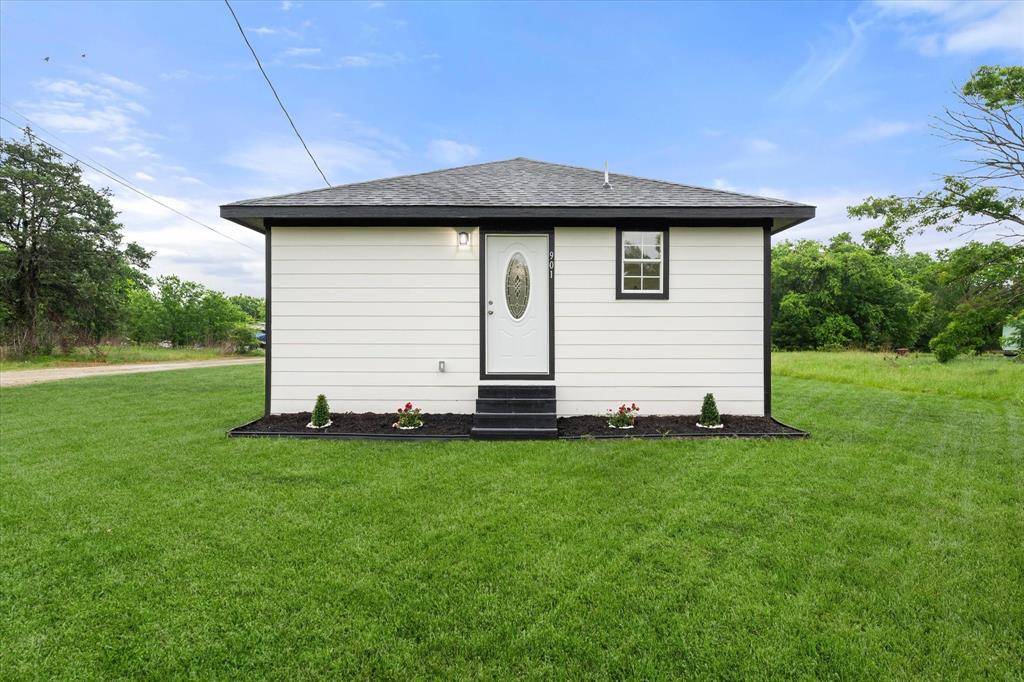 901 S 3rd, Dawson, TX 76639