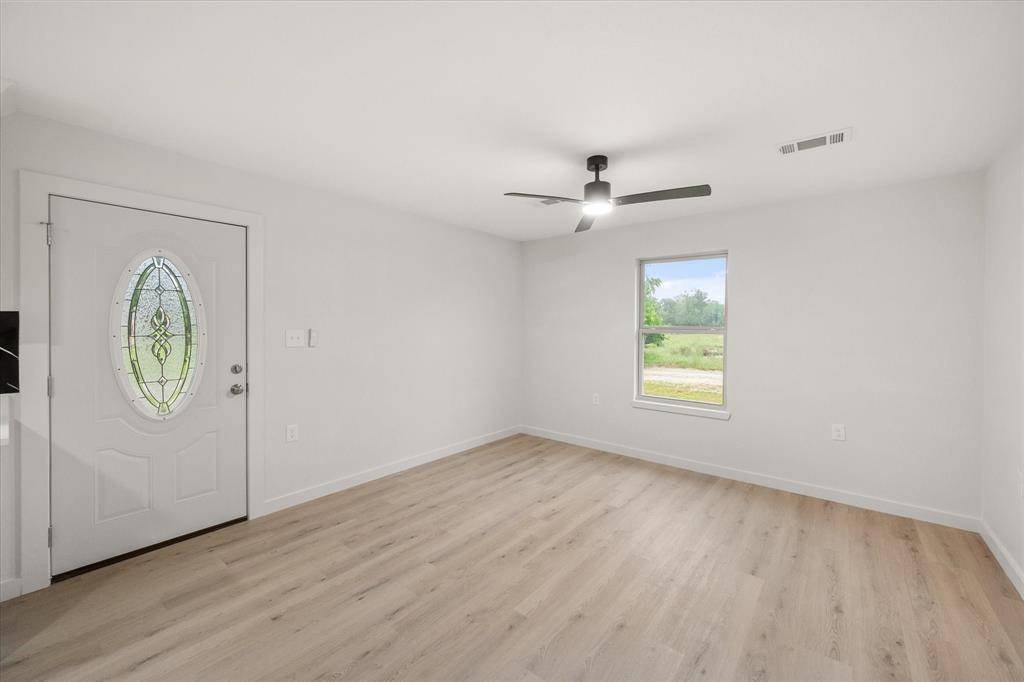 901 S 3rd, Dawson, TX 76639